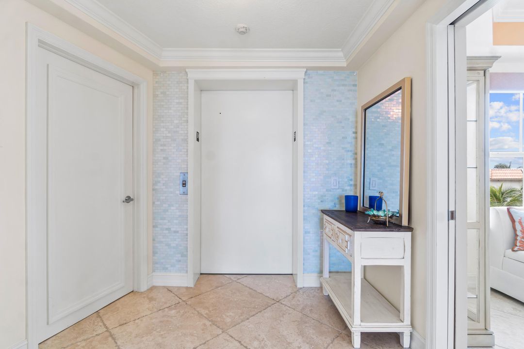 Active With Contract: $1,150,000 (3 beds, 2 baths, 2056 Square Feet)