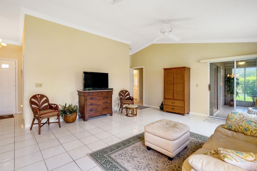 For Sale: $392,500 (3 beds, 2 baths, 1479 Square Feet)