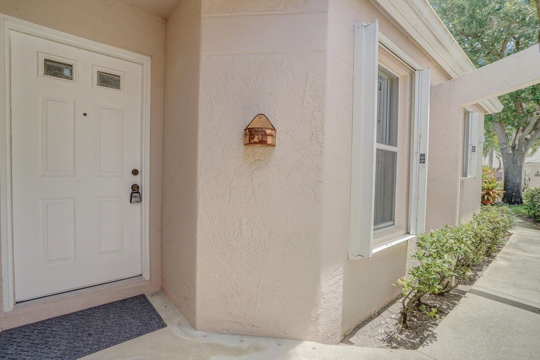 For Sale: $392,500 (3 beds, 2 baths, 1479 Square Feet)