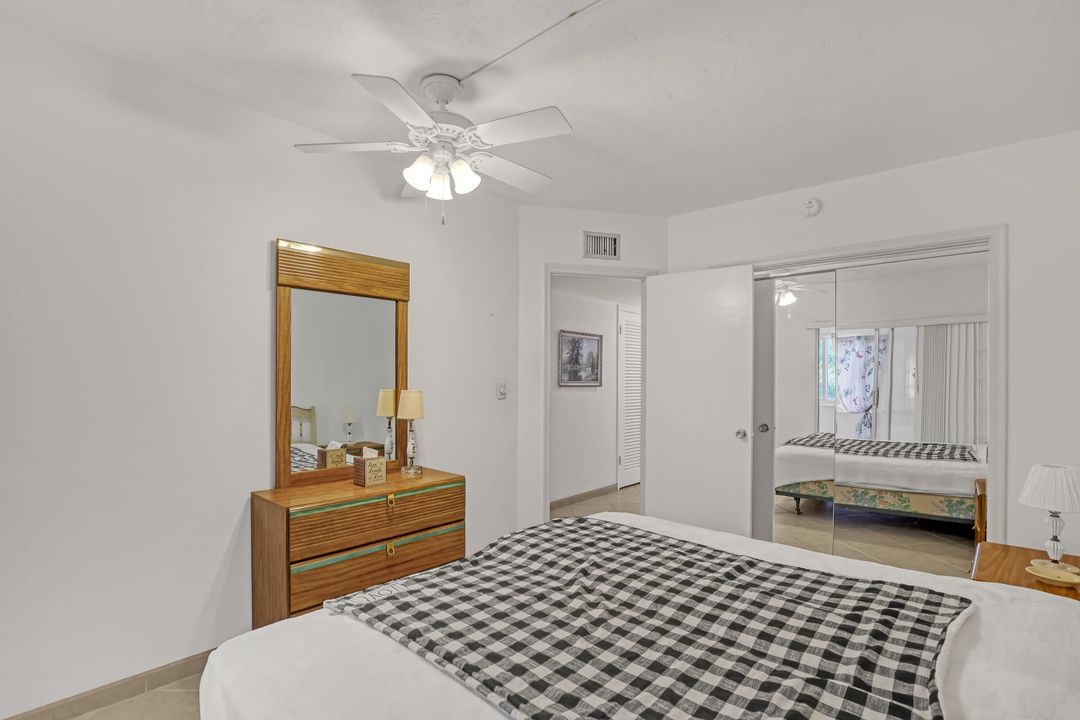 Active With Contract: $154,900 (2 beds, 2 baths, 880 Square Feet)