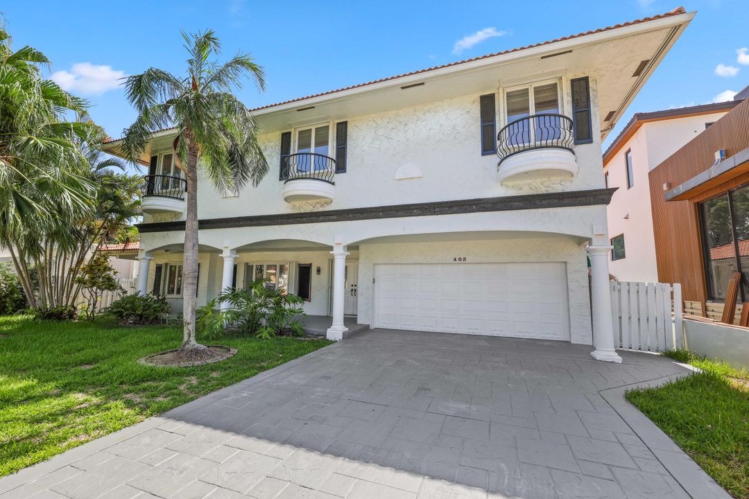 For Sale: $3,900,000 (4 beds, 2 baths, 3342 Square Feet)