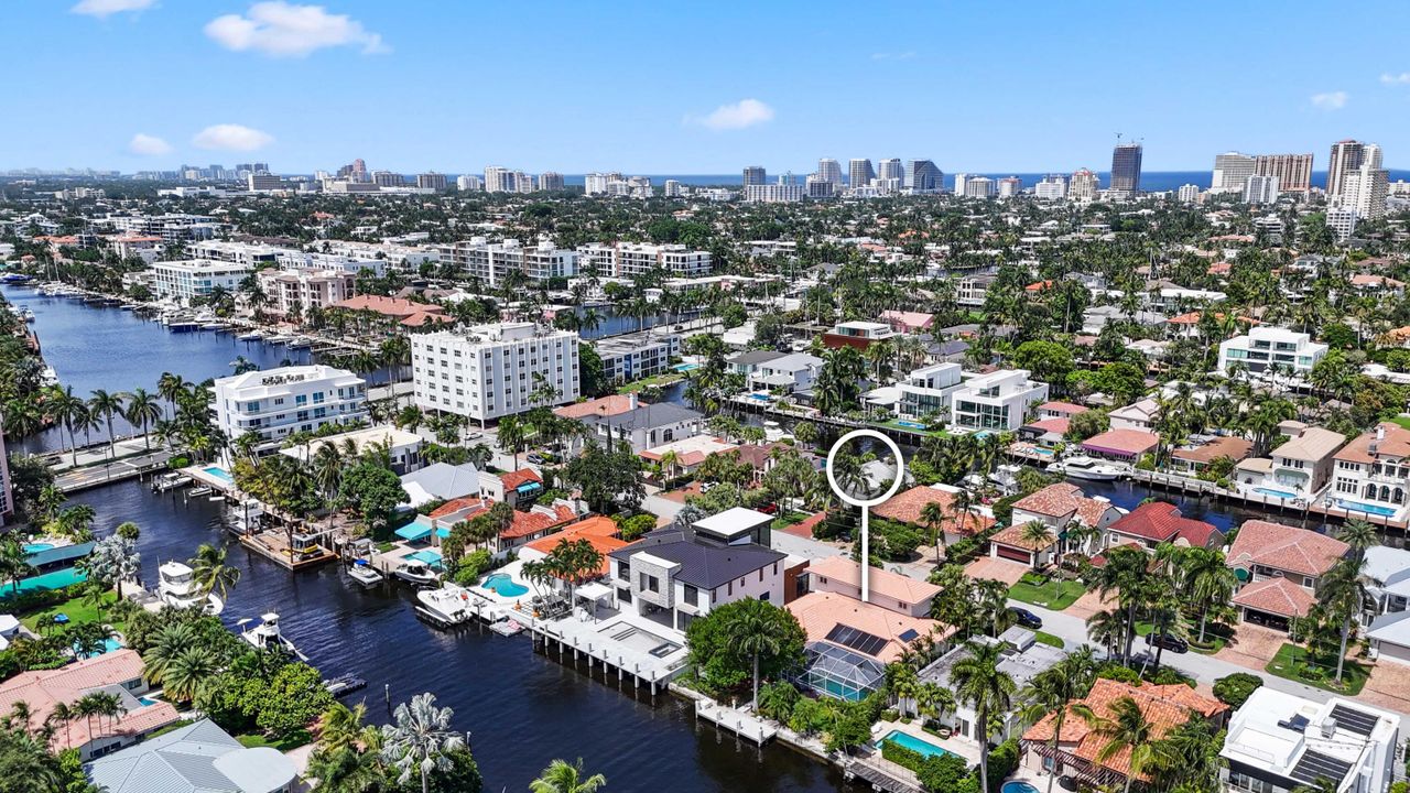 For Sale: $3,900,000 (4 beds, 2 baths, 3342 Square Feet)