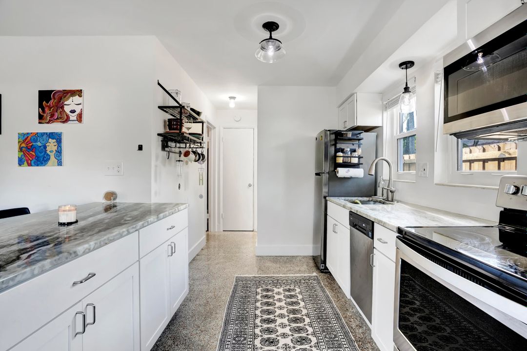 Active With Contract: $724,000 (0 beds, 0 baths, 1684 Square Feet)