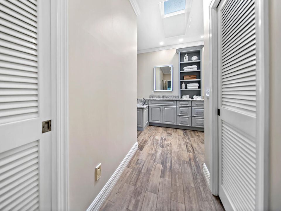 Active With Contract: $795,000 (3 beds, 3 baths, 2862 Square Feet)