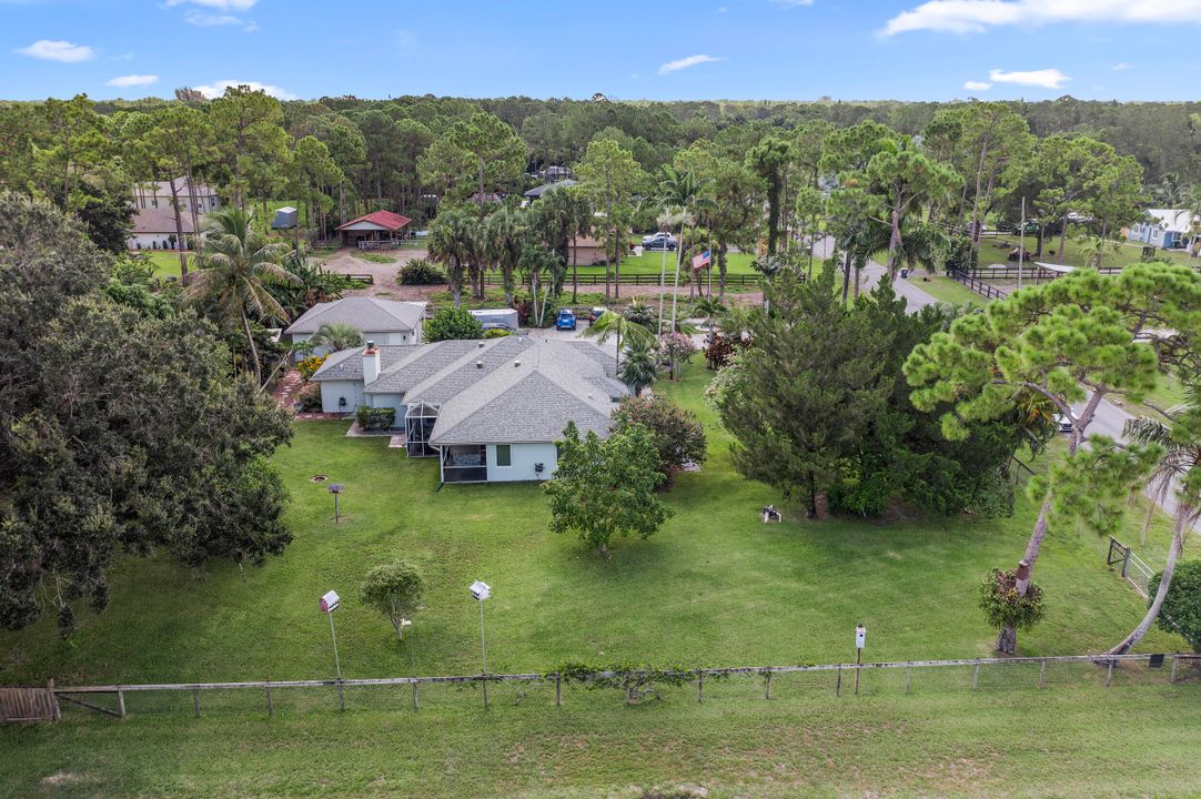 For Sale: $760,000 (4 beds, 3 baths, 1947 Square Feet)