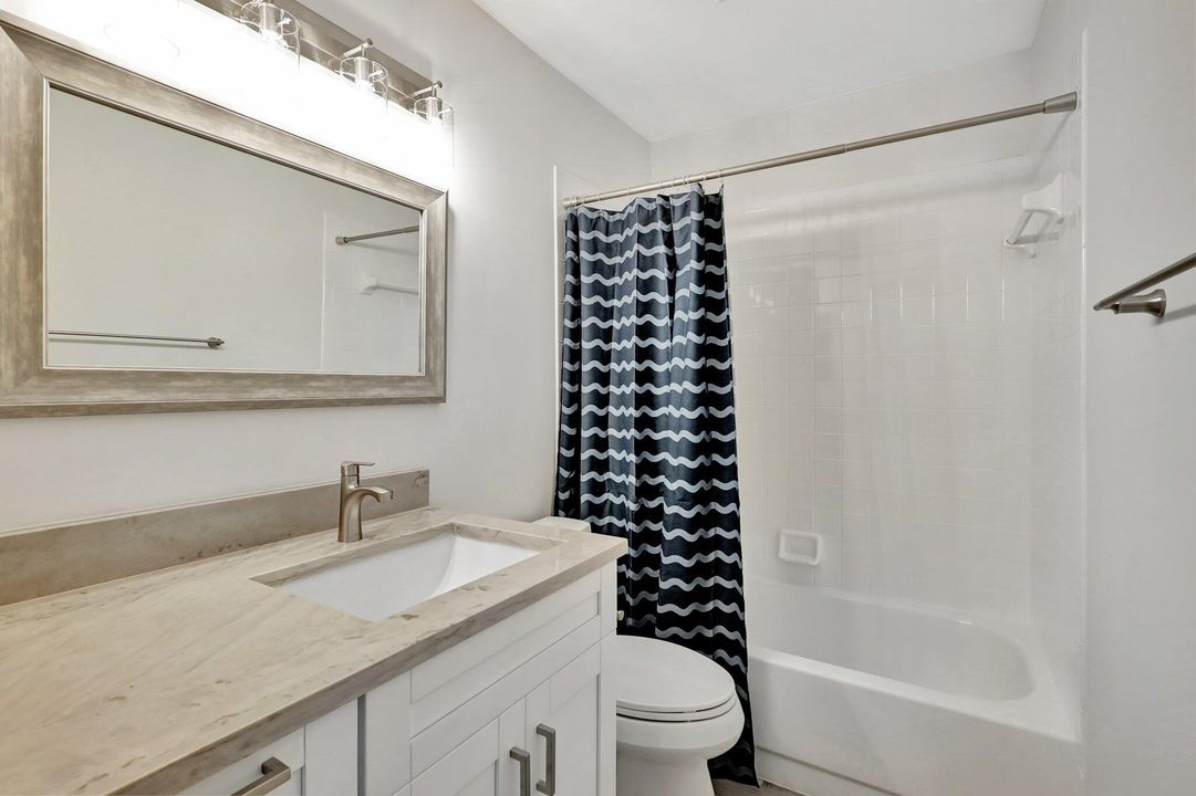 For Sale: $375,000 (2 beds, 2 baths, 1176 Square Feet)