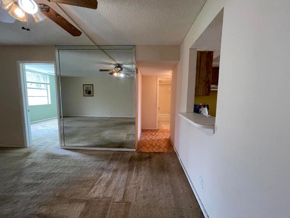 Active With Contract: $80,000 (2 beds, 2 baths, 1005 Square Feet)