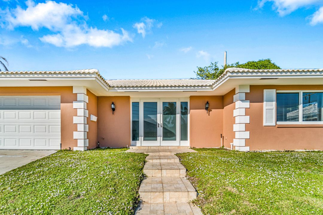 Active With Contract: $5,000 (3 beds, 2 baths, 1735 Square Feet)