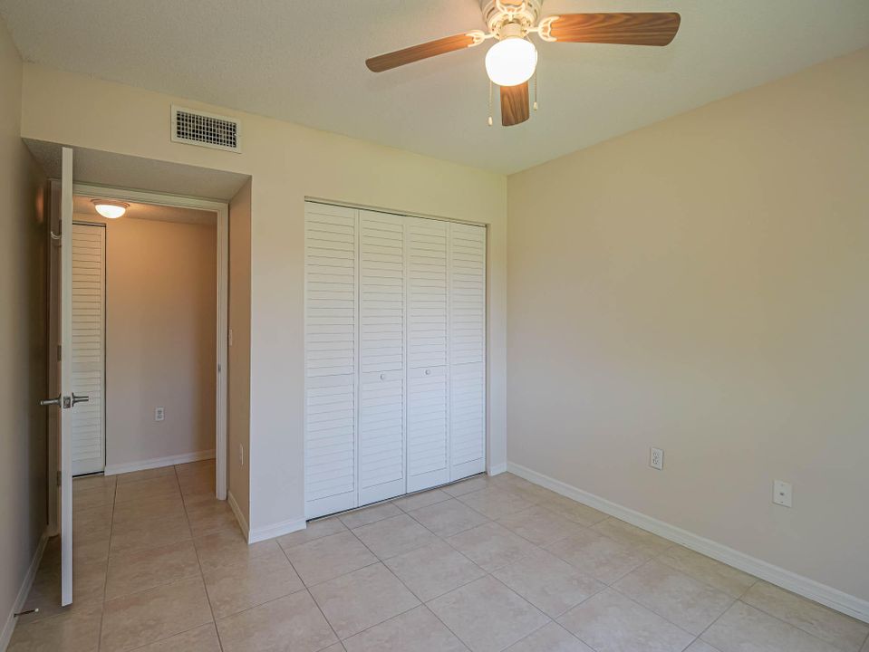 For Sale: $280,000 (3 beds, 2 baths, 1329 Square Feet)