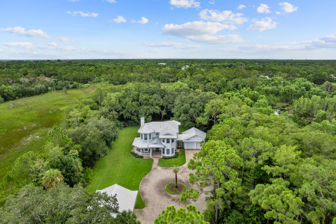 Active With Contract: $2,000,000 (4 beds, 3 baths, 2757 Square Feet)