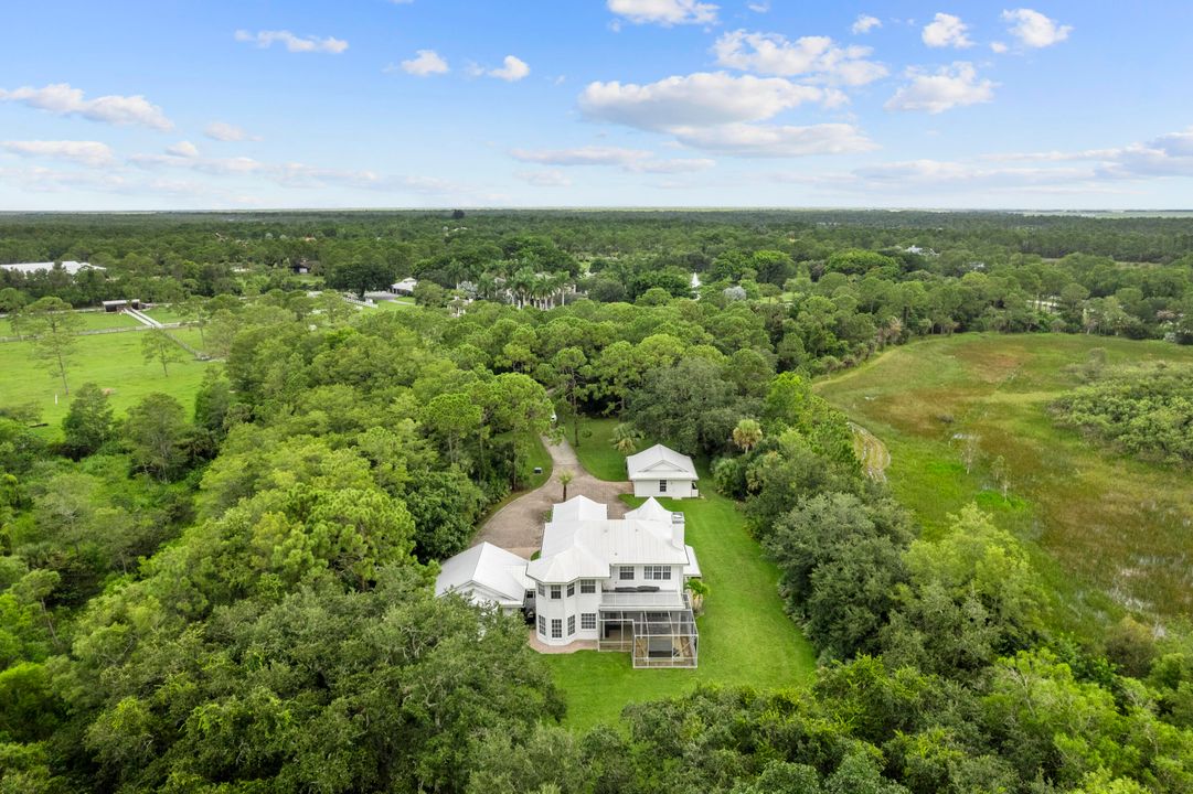 Active With Contract: $2,000,000 (4 beds, 3 baths, 2757 Square Feet)