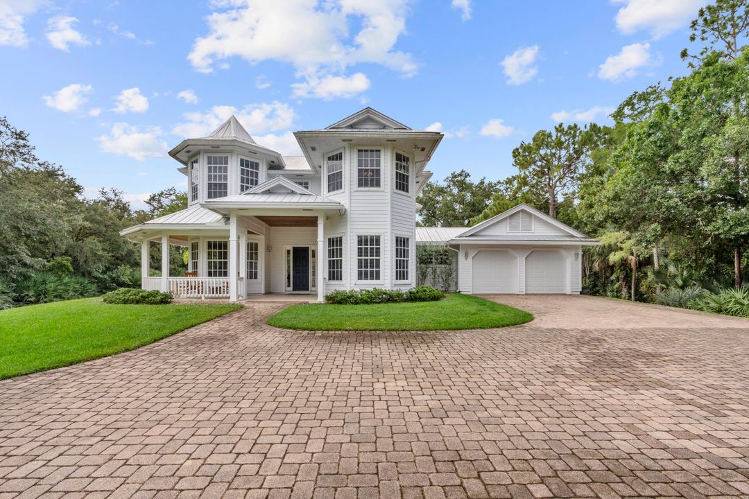 For Sale: $2,000,000 (4 beds, 3 baths, 2757 Square Feet)