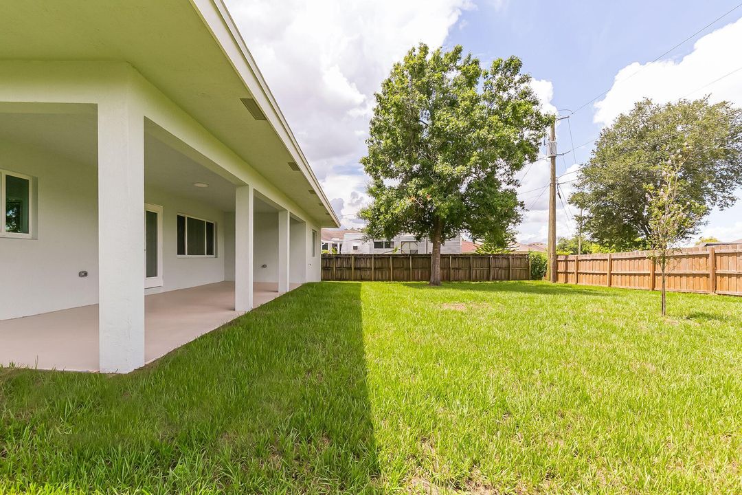 Active With Contract: $475,000 (3 beds, 2 baths, 1772 Square Feet)