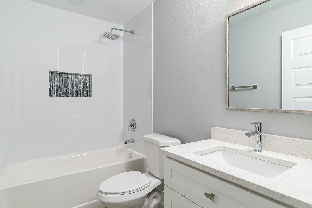 Active With Contract: $475,000 (3 beds, 2 baths, 1772 Square Feet)