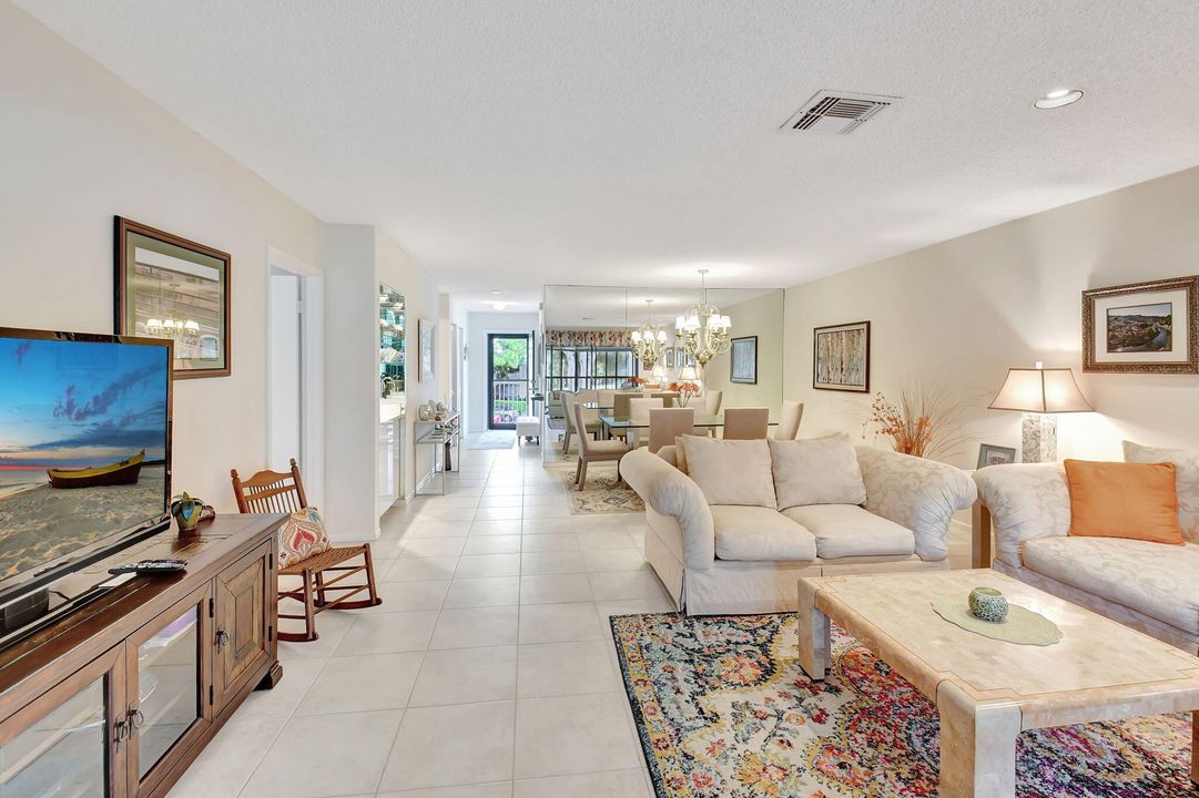 Active With Contract: $6,500 (2 beds, 2 baths, 1661 Square Feet)