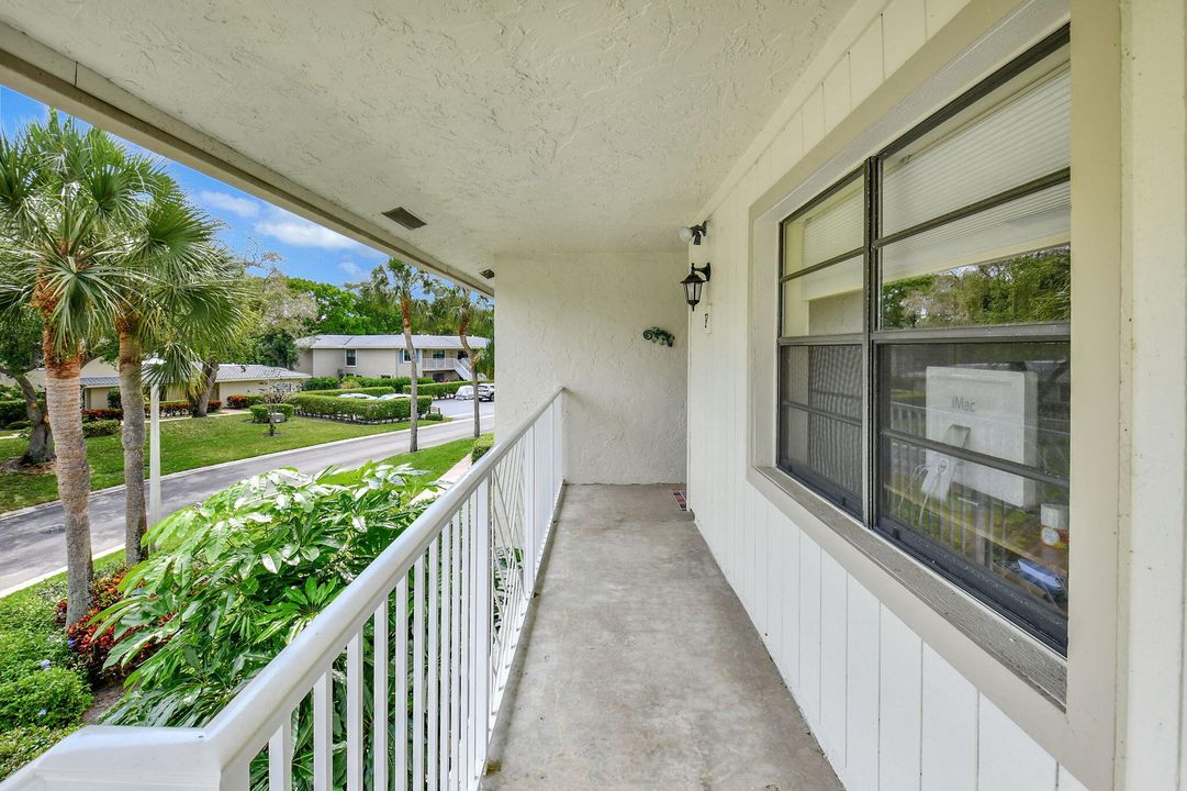 Active With Contract: $6,500 (2 beds, 2 baths, 1661 Square Feet)