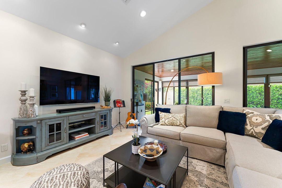 Active With Contract: $850,000 (3 beds, 2 baths, 2023 Square Feet)