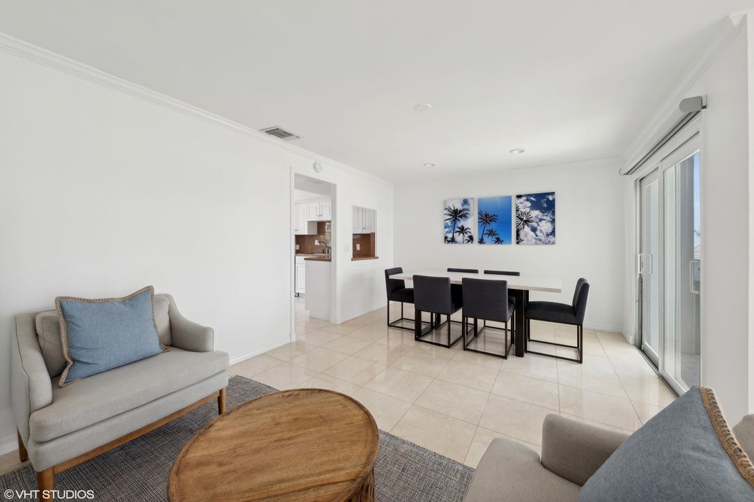 For Sale: $2,800,000 (2 beds, 2 baths, 1753 Square Feet)