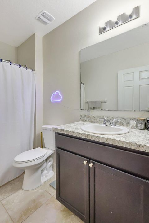 Active With Contract: $359,900 (4 beds, 2 baths, 1918 Square Feet)