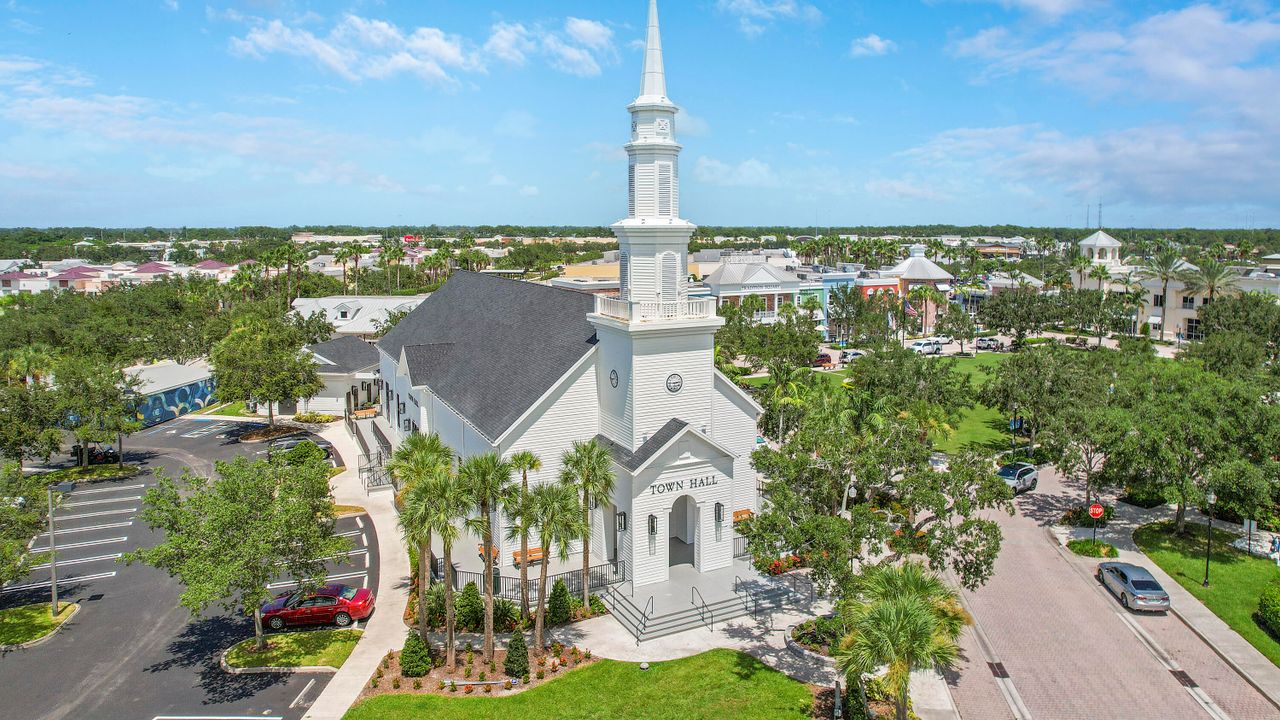 For Sale: $574,900 (3 beds, 2 baths, 2677 Square Feet)