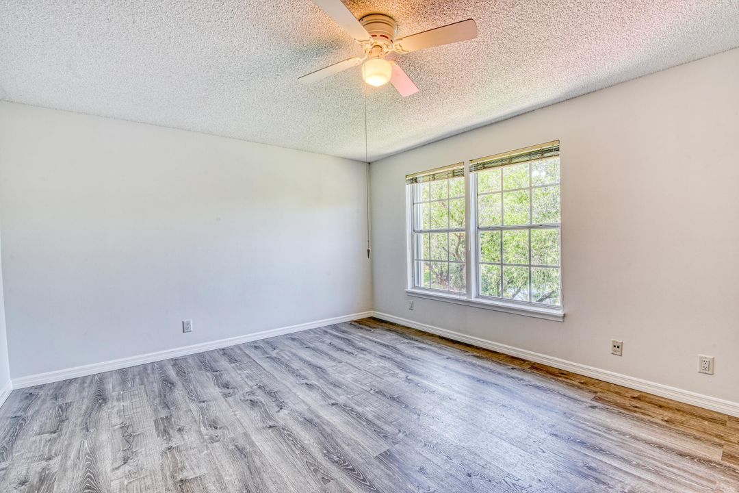 For Sale: $339,000 (2 beds, 2 baths, 1152 Square Feet)