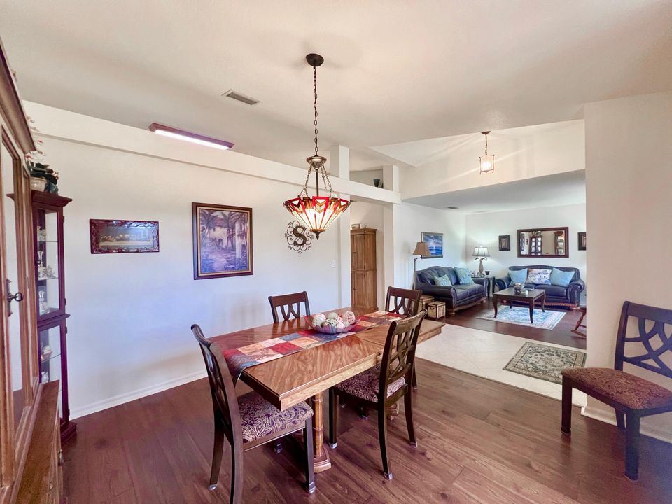 For Sale: $414,900 (3 beds, 2 baths, 1808 Square Feet)