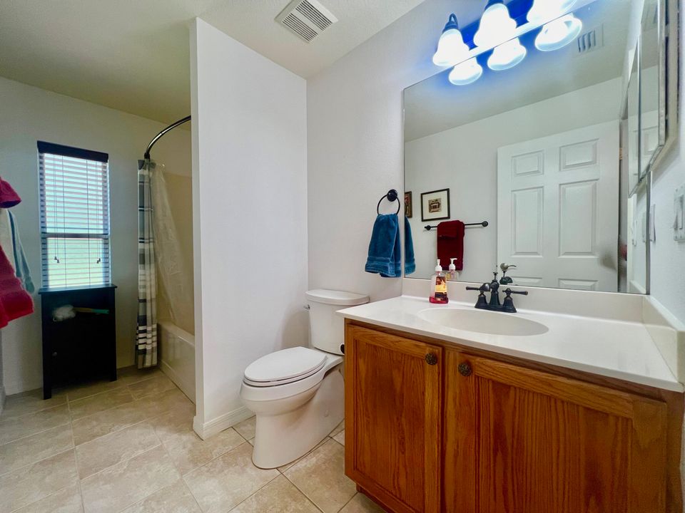 For Sale: $414,900 (3 beds, 2 baths, 1808 Square Feet)