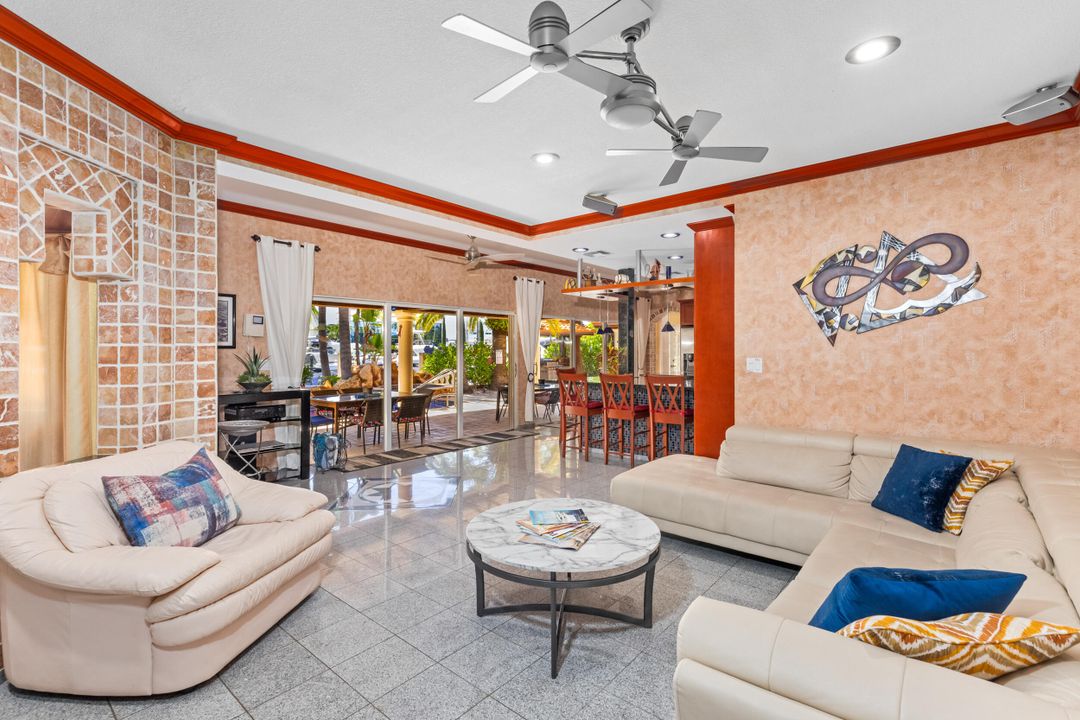 En Venta: $5,995,000 (6 camas, 5 baños, 6429 Pies cuadrados)