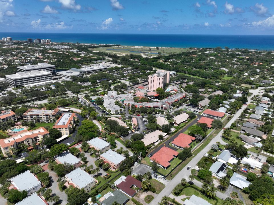 For Sale: $599,000 (2 beds, 2 baths, 1604 Square Feet)