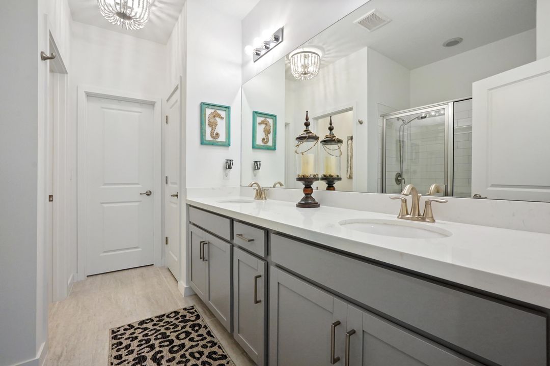 Active With Contract: $569,900 (3 beds, 2 baths, 1927 Square Feet)