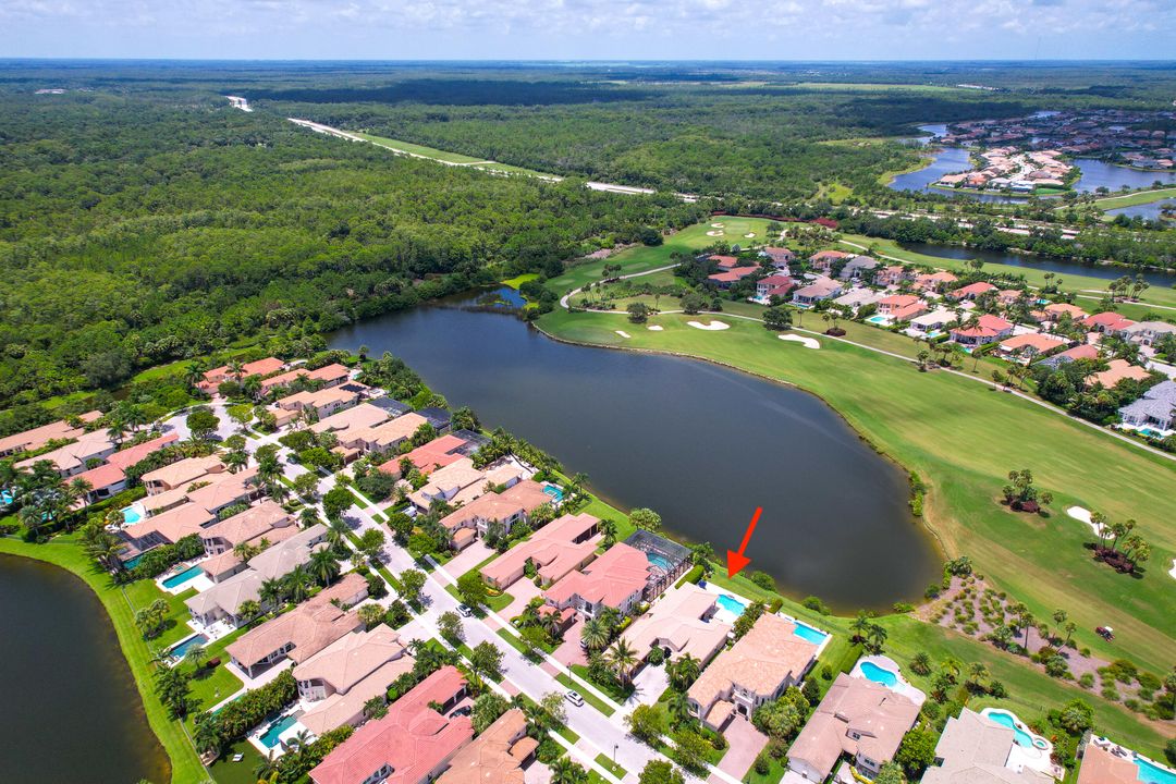 Active With Contract: $2,199,000 (4 beds, 4 baths, 3118 Square Feet)