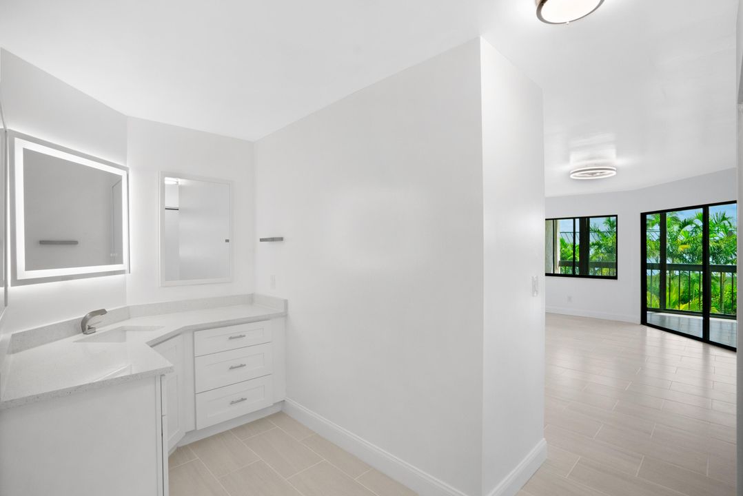 For Sale: $525,000 (2 beds, 2 baths, 1643 Square Feet)