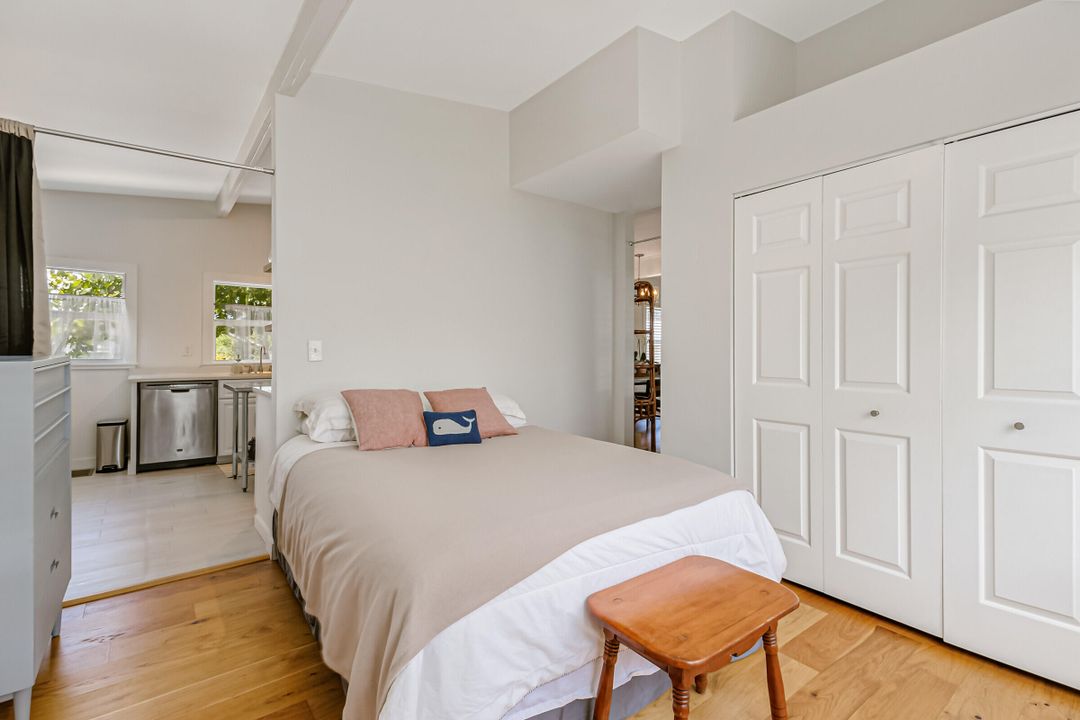 For Sale: $435,000 (2 beds, 2 baths, 1488 Square Feet)