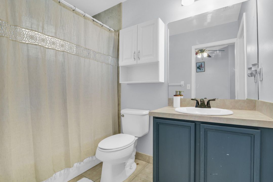 Active With Contract: $369,900 (2 beds, 2 baths, 1325 Square Feet)