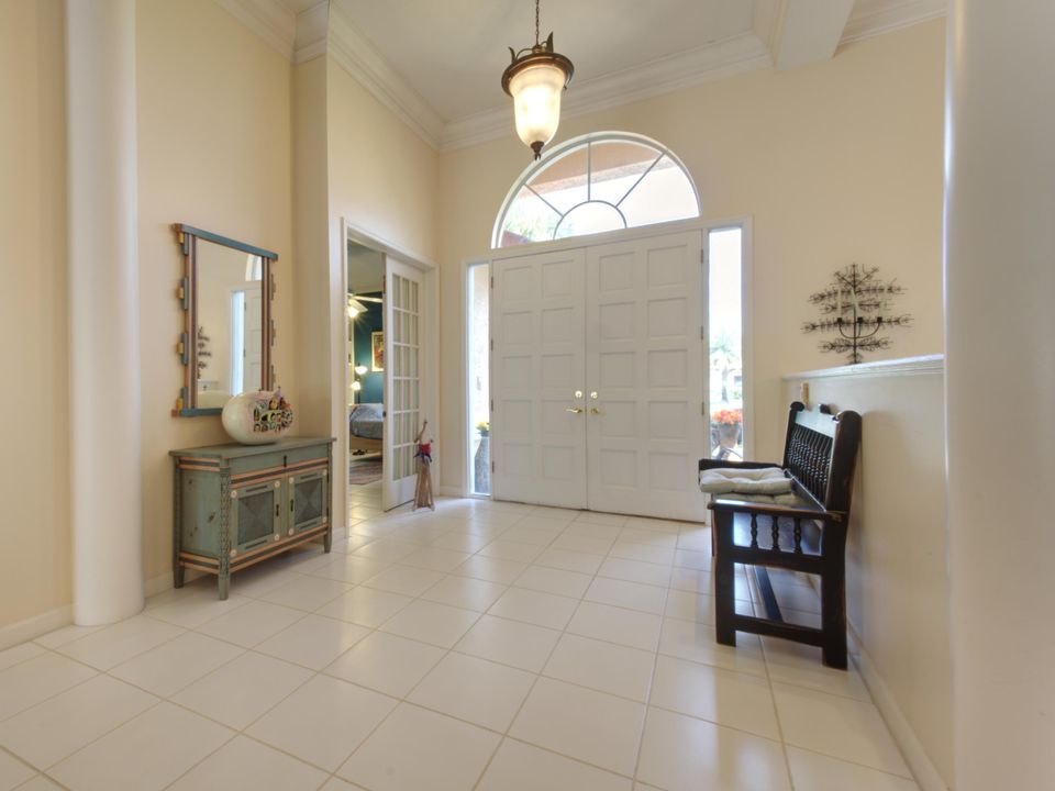 For Sale: $1,000,000 (5 beds, 3 baths, 3029 Square Feet)