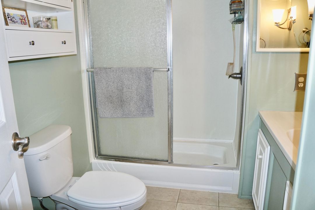 Active With Contract: $79,900 (2 beds, 2 baths, 1200 Square Feet)