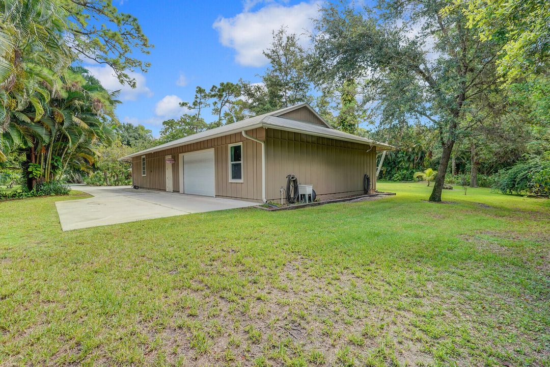 Active With Contract: $925,000 (4 beds, 3 baths, 2252 Square Feet)