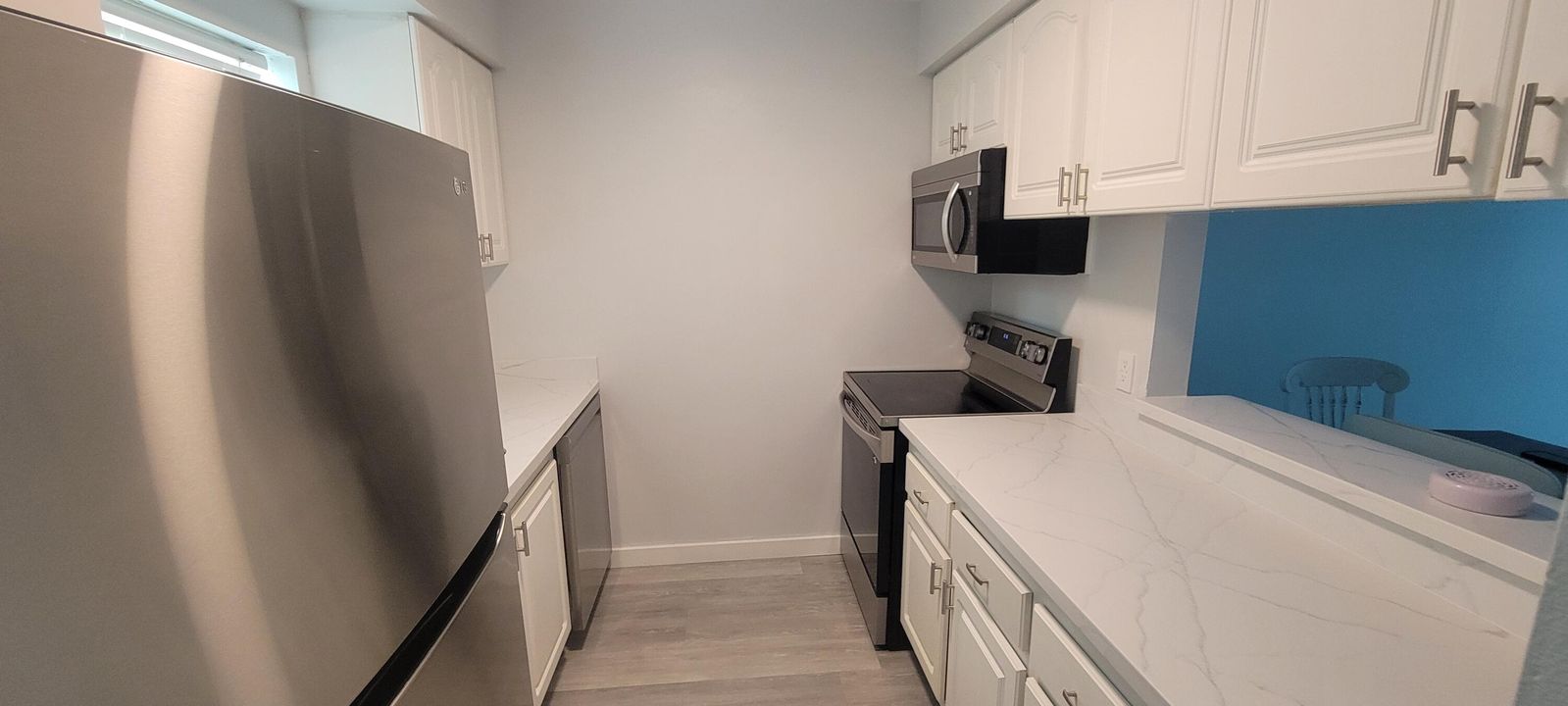 For Sale: $137,000 (1 beds, 1 baths, 660 Square Feet)