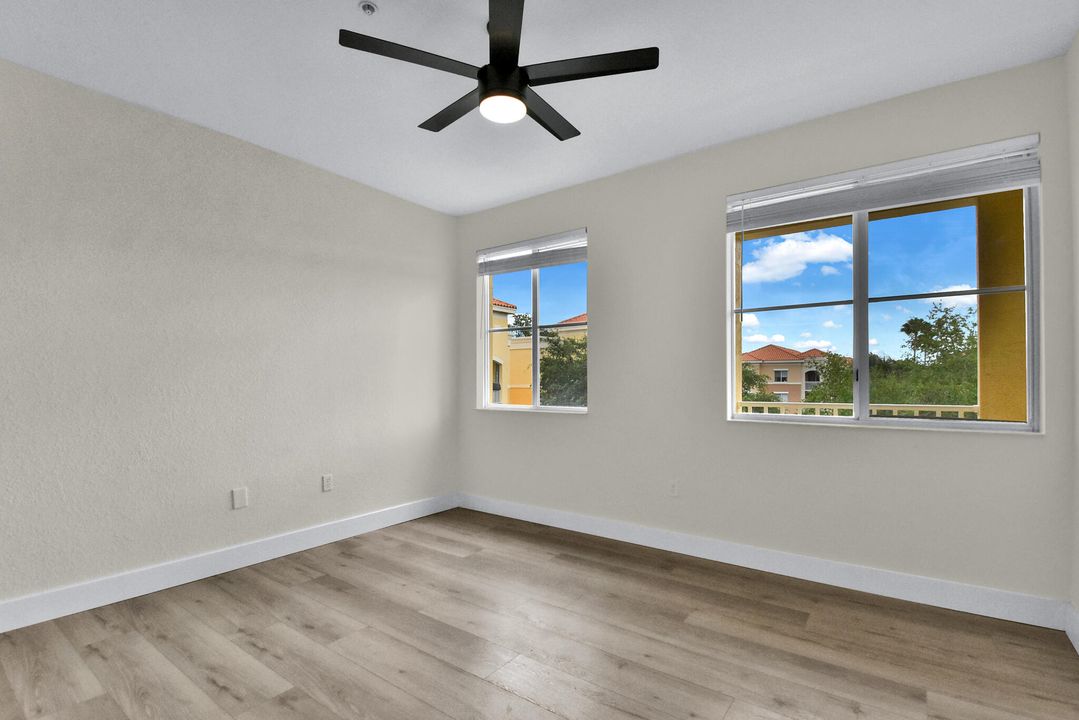 Active With Contract: $2,000 (1 beds, 1 baths, 846 Square Feet)