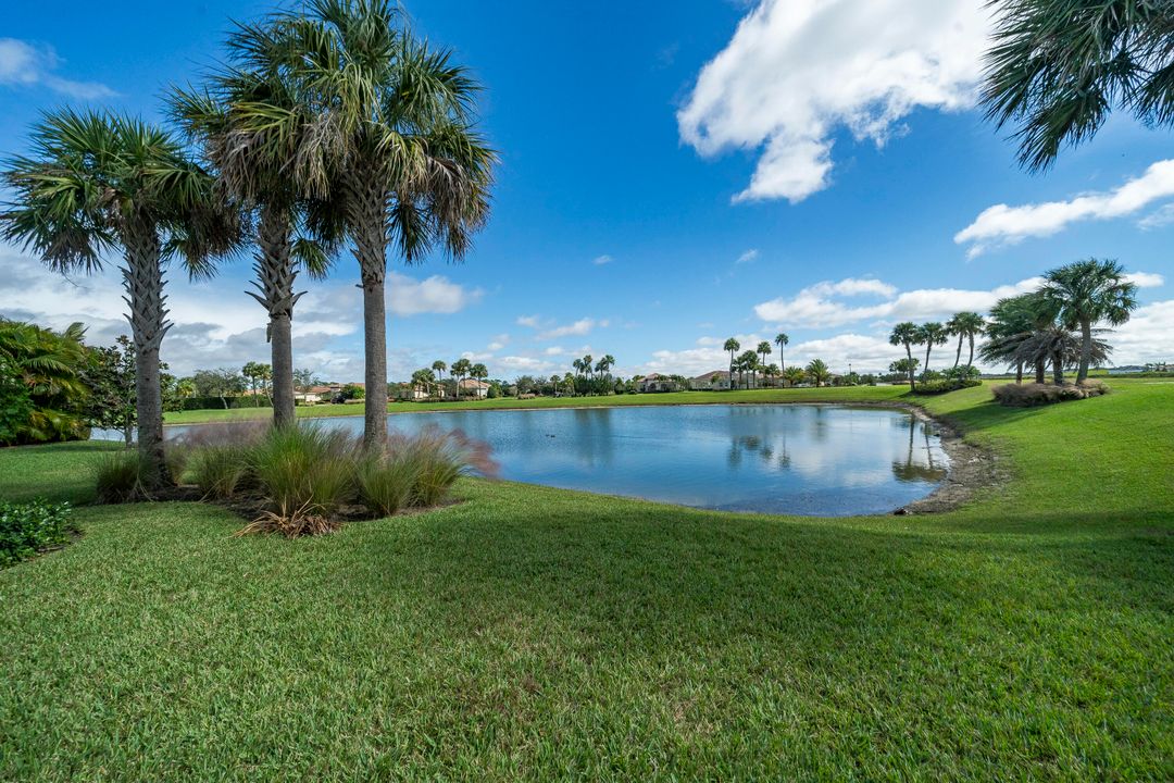 Active With Contract: $799,000 (3 beds, 4 baths, 3182 Square Feet)