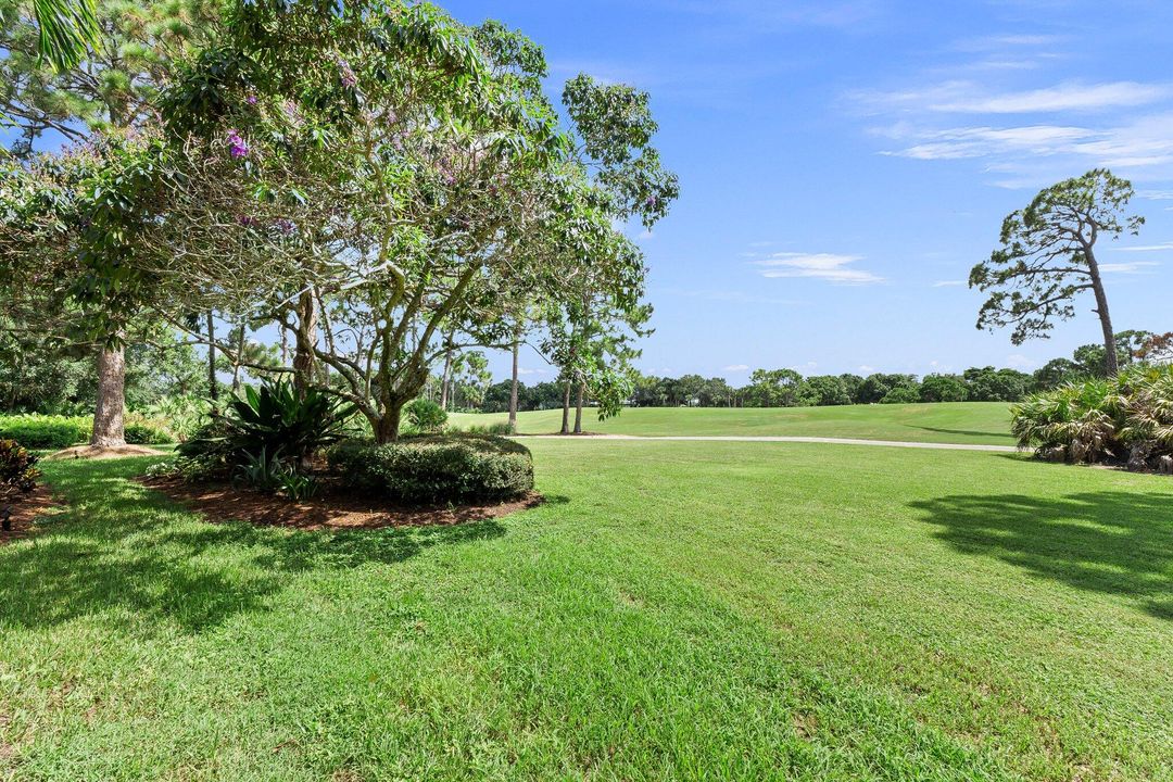 For Sale: $1,250,000 (4 beds, 3 baths, 3458 Square Feet)