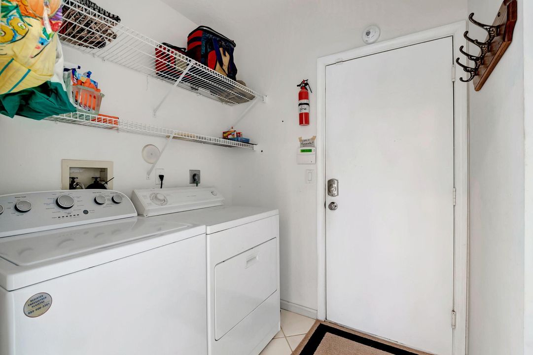 Active With Contract: $6,000 (3 beds, 2 baths, 2520 Square Feet)