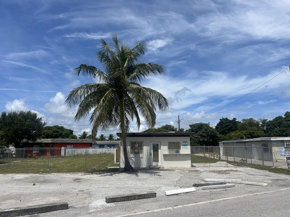 最近售出: $4,800 (0 贝兹, 0 浴室, 0 平方英尺)