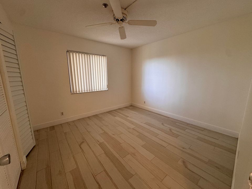 For Rent: $2,200 (2 beds, 2 baths, 1034 Square Feet)