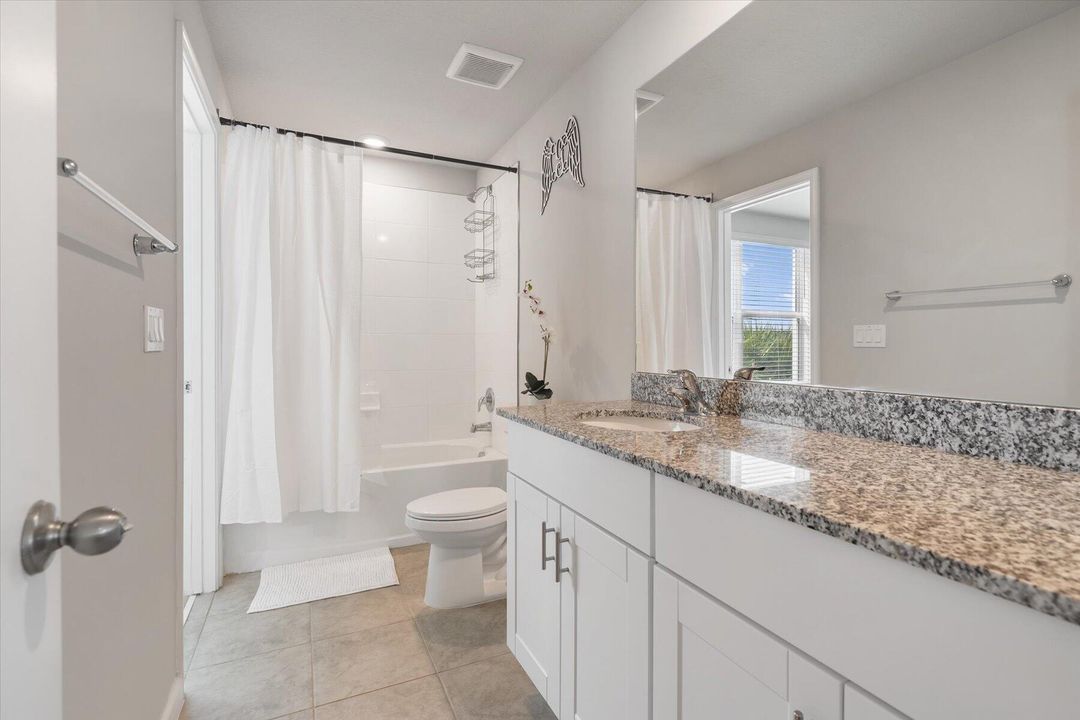 For Sale: $459,999 (3 beds, 2 baths, 1808 Square Feet)