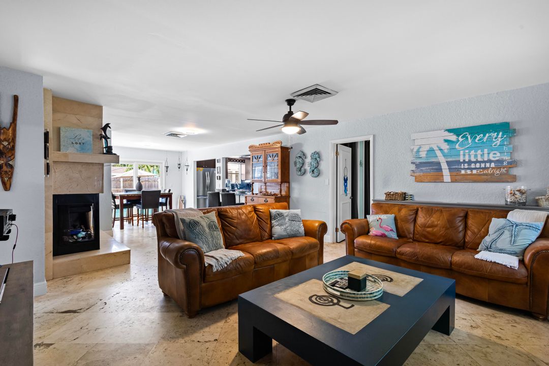 Active With Contract: $4,500 (3 beds, 2 baths, 1850 Square Feet)