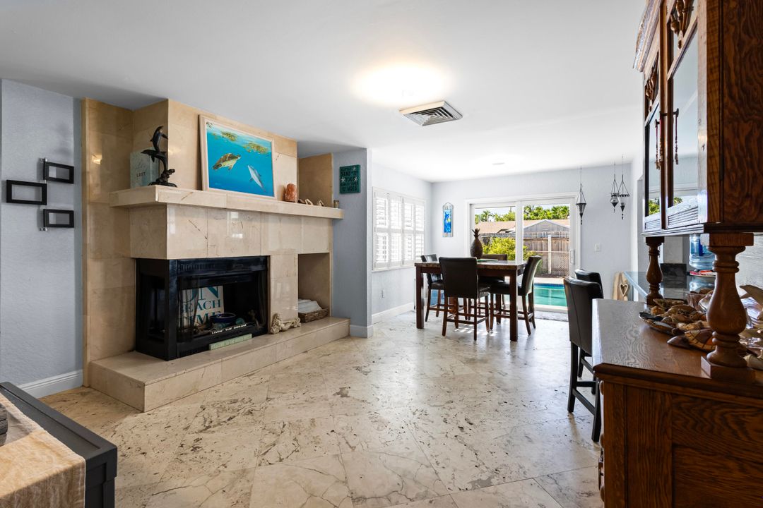 Active With Contract: $4,500 (3 beds, 2 baths, 1850 Square Feet)