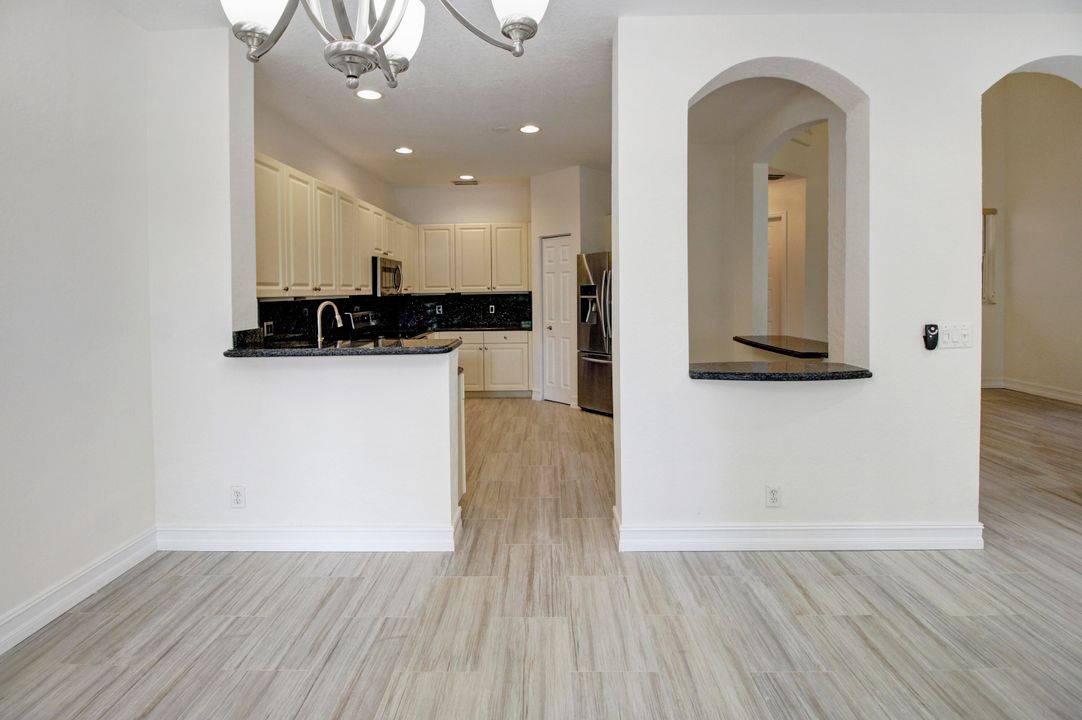 Active With Contract: $4,400 (3 beds, 2 baths, 2253 Square Feet)