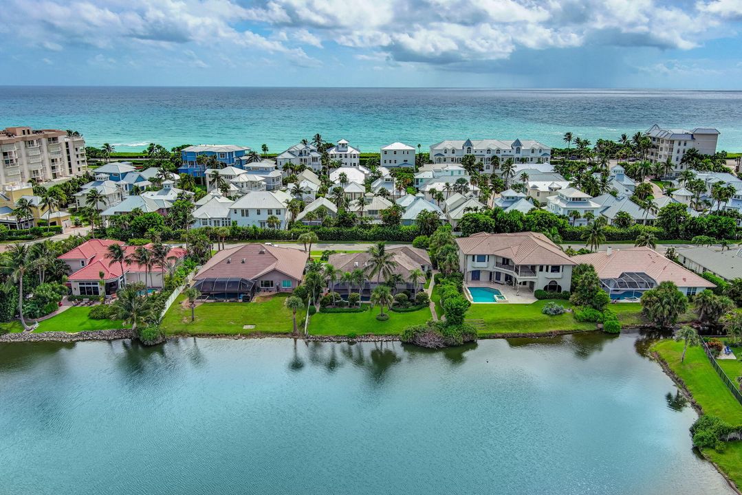 Active With Contract: $2,500,000 (4 beds, 3 baths, 2622 Square Feet)