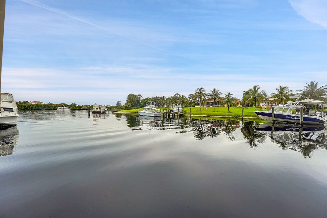 For Sale: $1,895,000 (4 beds, 3 baths, 3353 Square Feet)